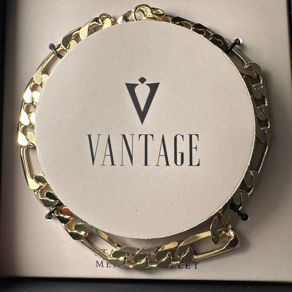 Vantage Stainless Steel Men's Bracelet . 9 inch Figaro bracelet, gold plated. - Picture 7 of 7